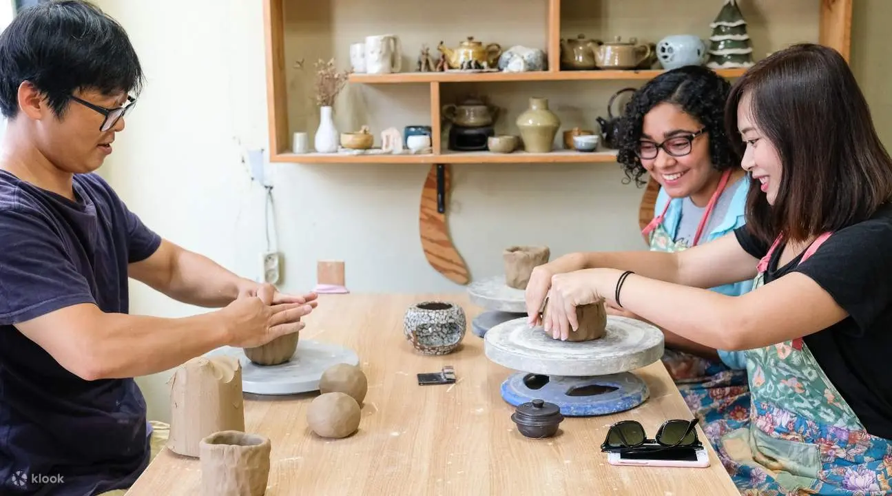 Chulsoo's Pottery Workshop